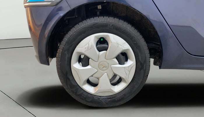 2021 Tata Tiago XTA PETROL, Petrol, Automatic, 68,681 km, Right Rear Wheel