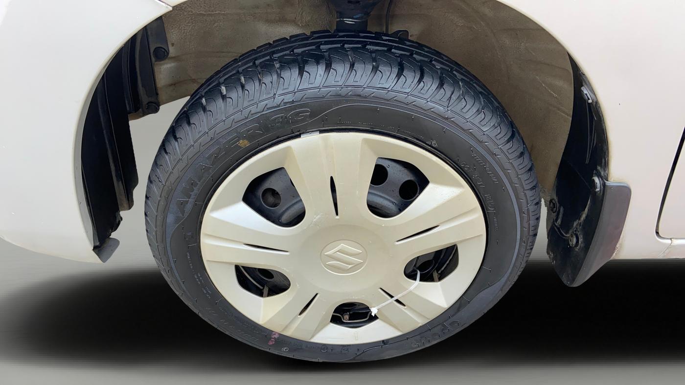 2015 Maruti Wagon R 1.0 VXI, Petrol, Manual, 75,813 km, Left Front Wheel