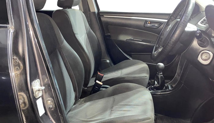 2016 Maruti Swift VXI, Petrol, Manual, 95,146 km, Right Side Front Door Cabin