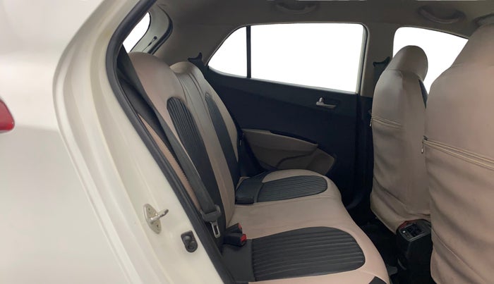 2013 Hyundai Grand i10 SPORTZ 1.2 KAPPA VTVT, Petrol, Manual, 42,509 km, Right Side Rear Door Cabin