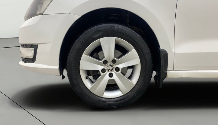 2017 Skoda Rapid AMBITION 1.5 TDI, Diesel, Manual, 1,02,417 km, Left Front Wheel