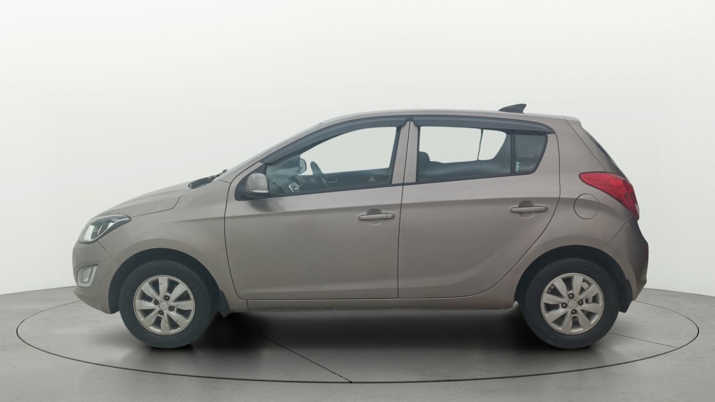 2014 Hyundai i20 SPORTZ 1.2, Petrol, Manual, 66,557 km, Left Side