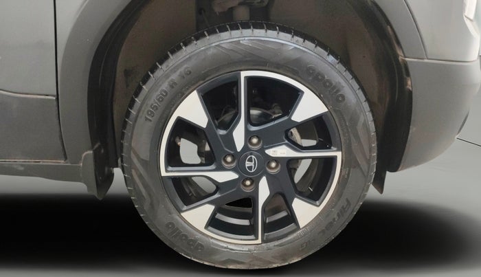 2024 Tata PUNCH CREATIVE  AMT, Petrol, Automatic, 10,180 km, Right Front Wheel