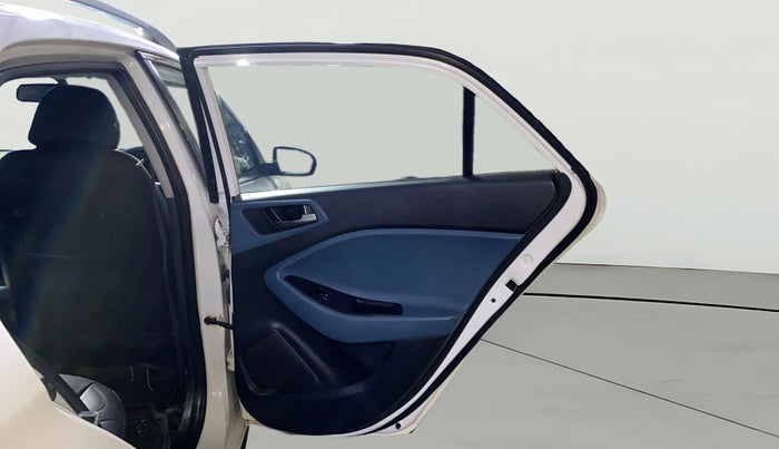 2016 Hyundai i20 Active 1.2 S, Petrol, Manual, 1,13,687 km, RHS Rear Door