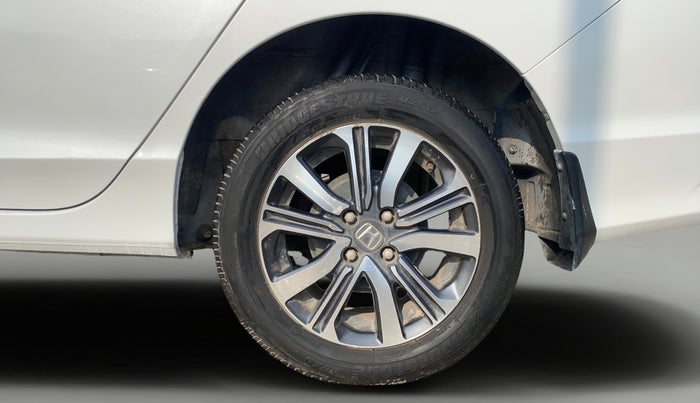 2022 Honda City 1.5L I-VTEC V MT 5TH GEN, Petrol, Manual, 37,980 km, Left Rear Wheel