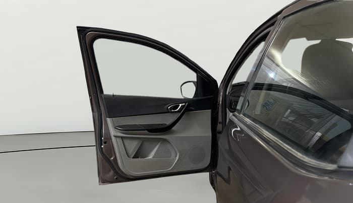 2016 Tata Tiago XZ PETROL, Petrol, Manual, 51,184 km, LHS Front Door