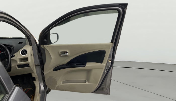 2017 Maruti Celerio VXI AMT, Petrol, Automatic, 39,343 km, RHS Front Door