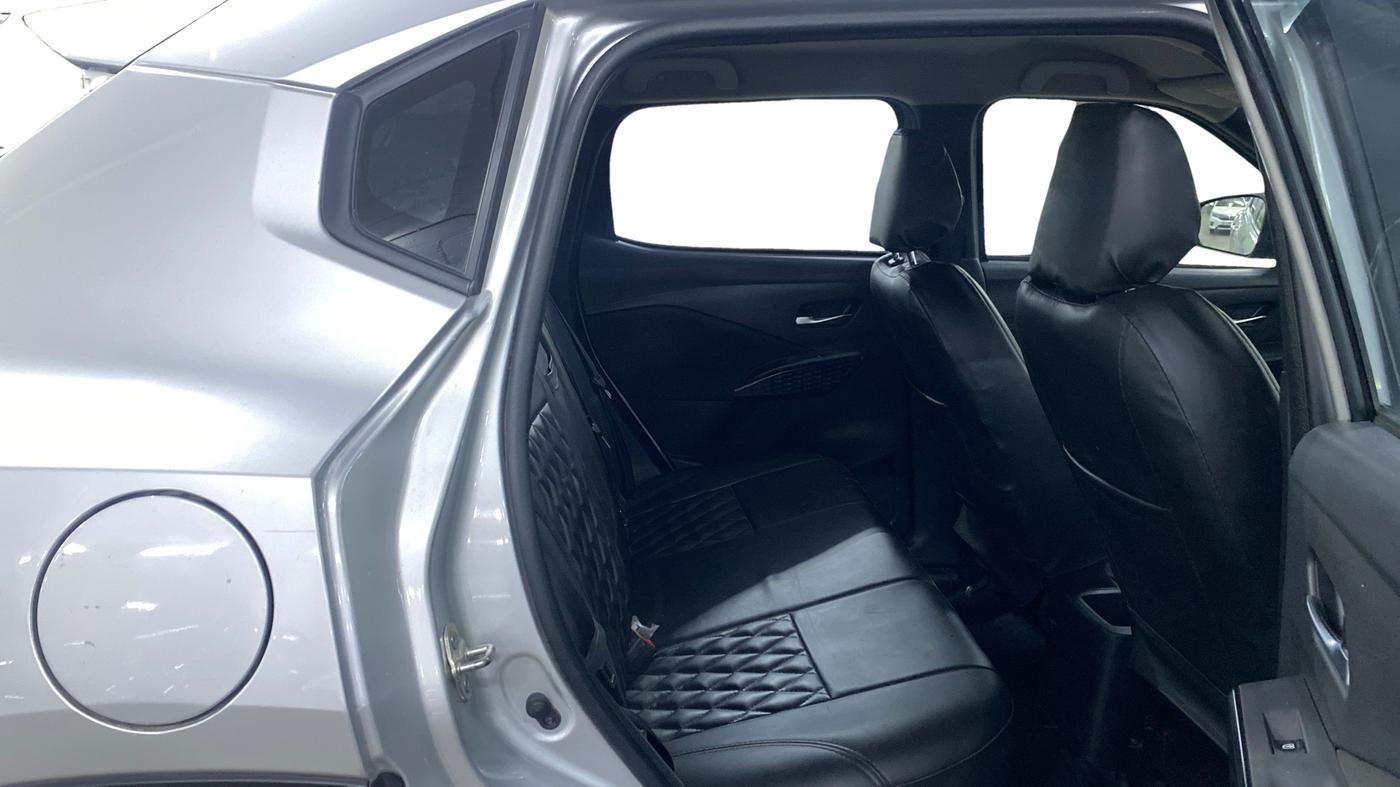 2024 Nissan MAGNITE Acenta B4D 1.0 Petrol MT, Petrol, Manual, 26,356 km, Right Side Rear Door Cabin