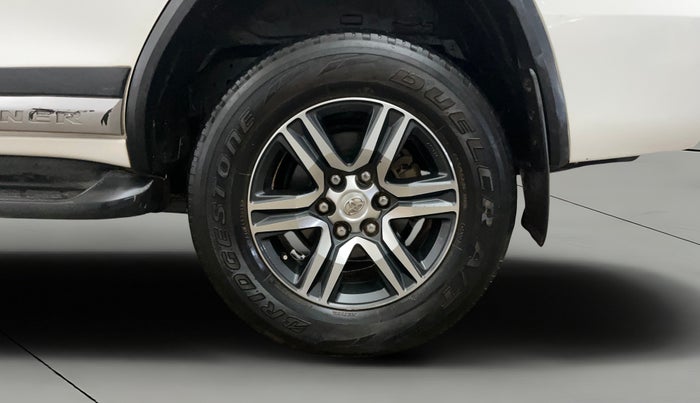 2018 Toyota Fortuner 2.8 4X2 MT, Diesel, Manual, 88,392 km, Left Rear Wheel