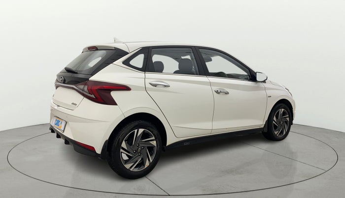 2022 Hyundai NEW I20 ASTA (O) 1.2 AT, Petrol, Automatic, 21,469 km, Right Back Diagonal