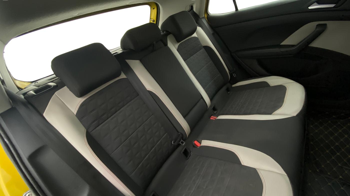 2021 Volkswagen TAIGUN GT PLUS 1.5 TSI DSG, Petrol, Automatic, 73,150 km, Right Side Rear Door Cabin