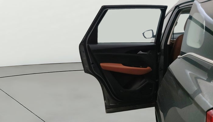 2022 MG HECTOR PLUS SHARP 1.5 PETROL TURBO CVT 6-STR, Petrol, Automatic, 56,886 km, LHS Rear Door