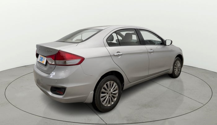 2015 Maruti Ciaz ZXI, Petrol, Manual, 92,340 km, Right Back Diagonal