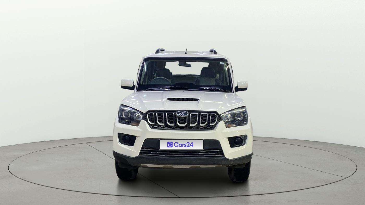 2018 Mahindra Scorpio S7, Diesel, Manual, 30,082 km, Front