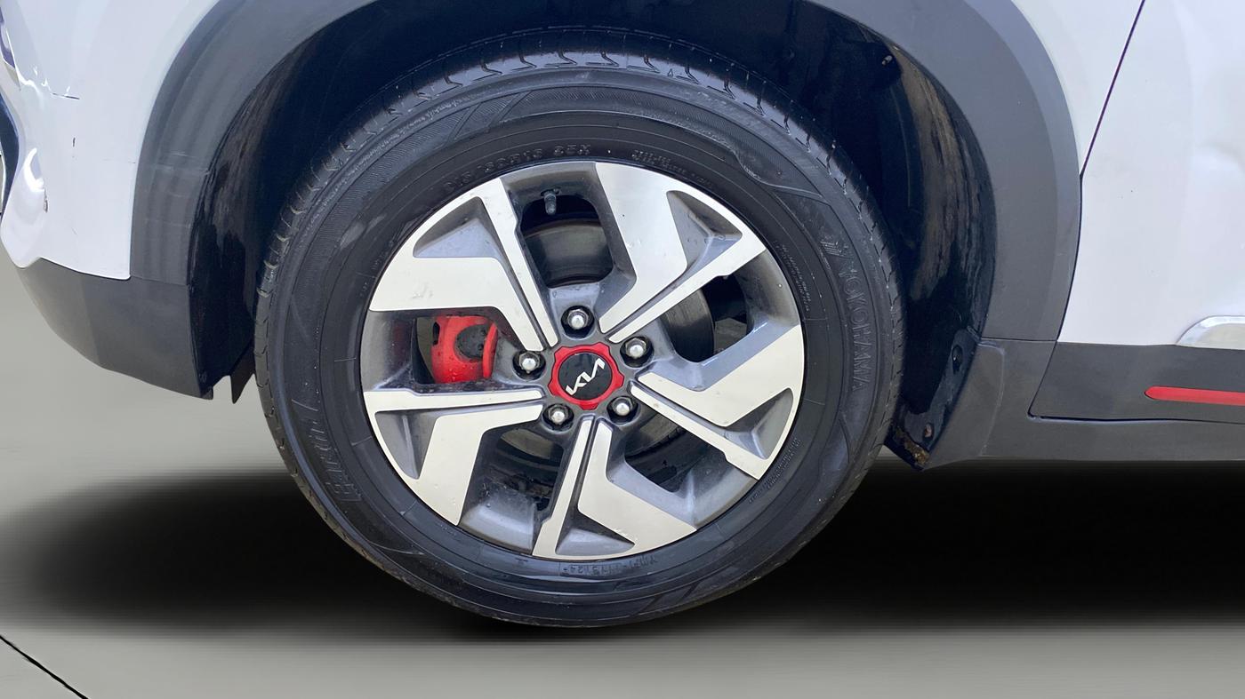 2022 KIA SONET GTX PLUS 1.5, Diesel, Manual, 96,203 km, Left Front Wheel