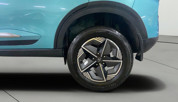 2024 Tata NEXON CREATIVE+ DCA 1.2 PETROL, Petrol, Automatic, 18,392 km, Left Rear Wheel