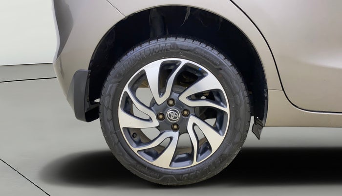 2019 Toyota Glanza V, Petrol, Manual, 64,759 km, Right Rear Wheel