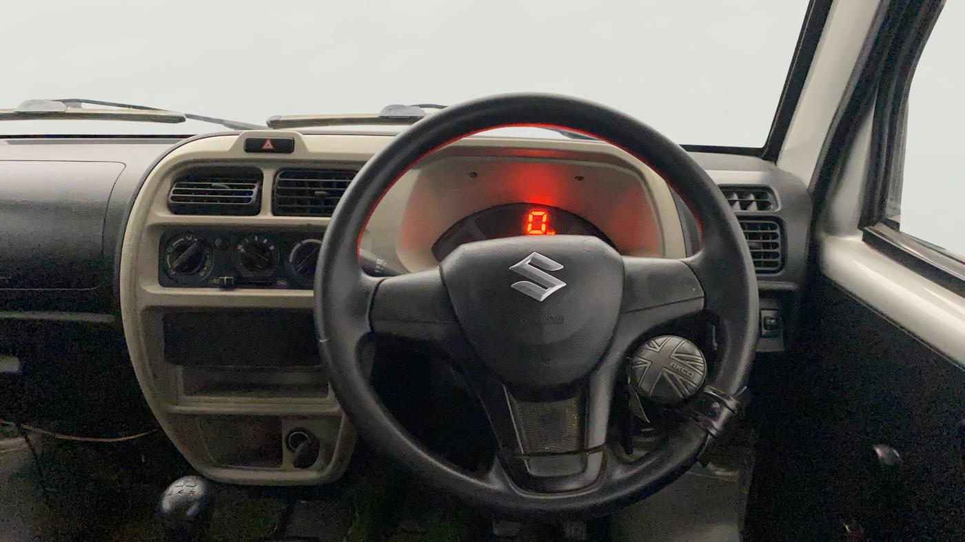 2023 Maruti Eeco 7 STR STD 1.2, Petrol, Manual, 57,182 km, Steering Wheel Close Up
