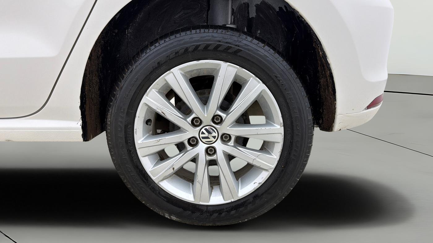 2016 Volkswagen Polo GT TSI AT, Petrol, Automatic, 80,459 km, Left Rear Wheel