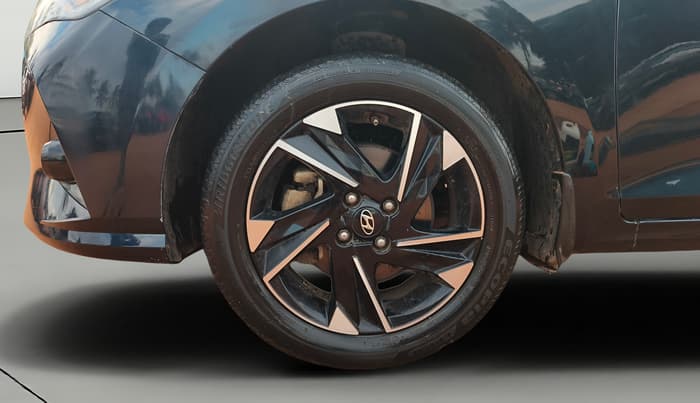 2021 Hyundai Verna SX (O) 1.0 TURBO DCT, Petrol, Automatic, 30,297 km, Left Front Wheel