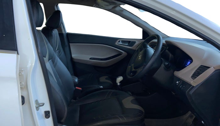 2019 Hyundai Elite i20 ASTA 1.2 (O), CNG, Manual, 79,137 km, Right Side Front Door Cabin