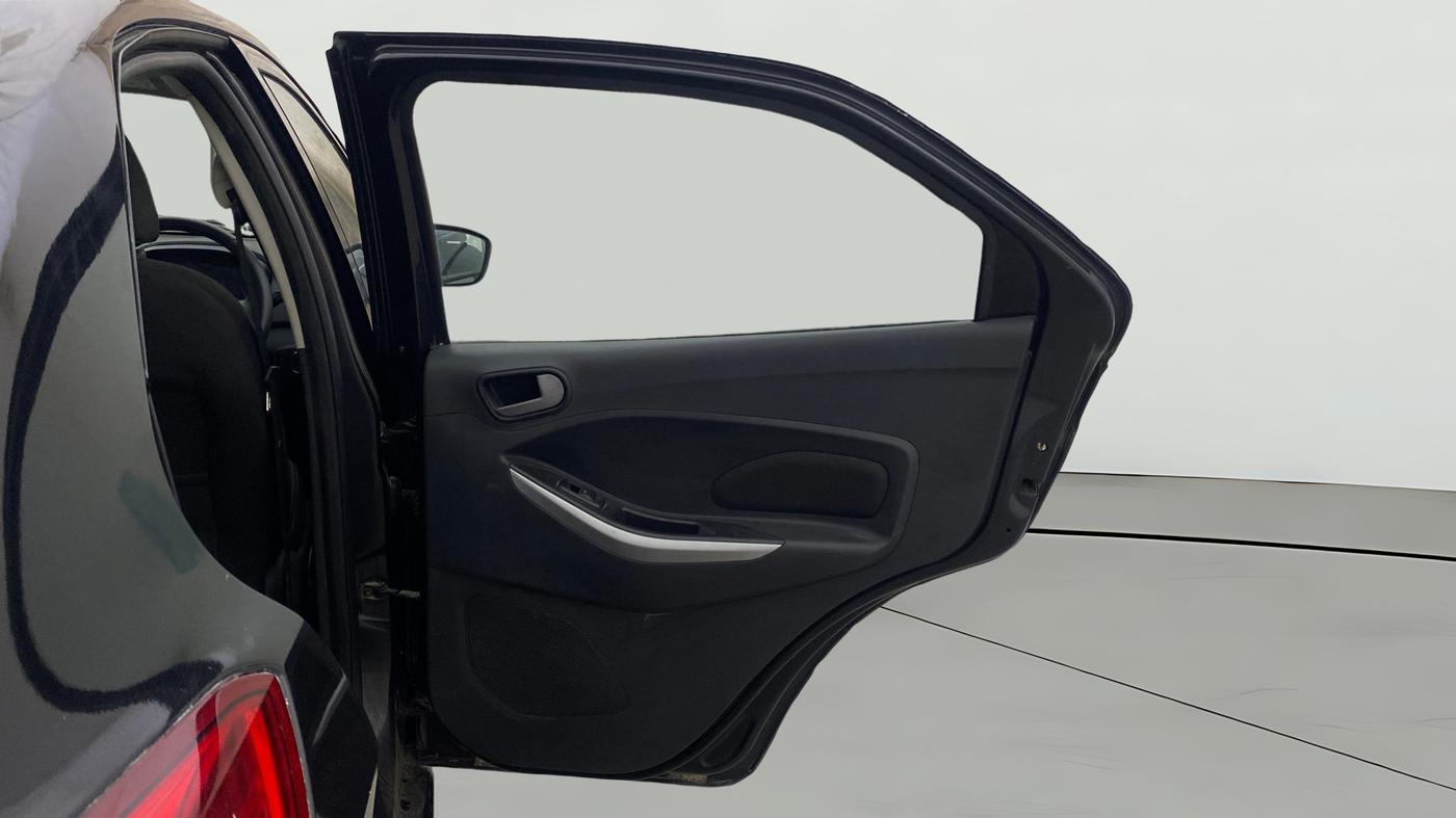 2016 Ford New Figo TITANIUM 1.5 PETROL AT, Petrol, Automatic, 79,835 km, RHS Rear Door