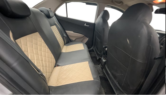 2014 Hyundai Xcent SX 1.2 (O), Petrol, Manual, 1,02,924 km, Right Side Rear Door Cabin