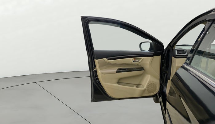 2016 Maruti Ciaz ZXI+, Petrol, Manual, 69,954 km, LHS Front Door