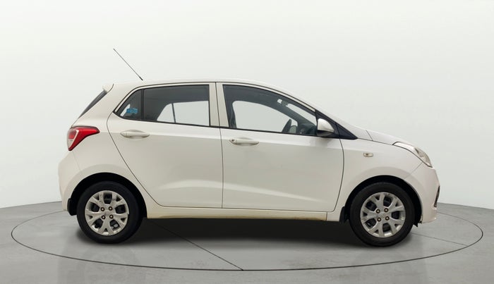 2016 Hyundai Grand i10 MAGNA 1.2 KAPPA VTVT, Petrol, Manual, 92,988 km, Right Side View