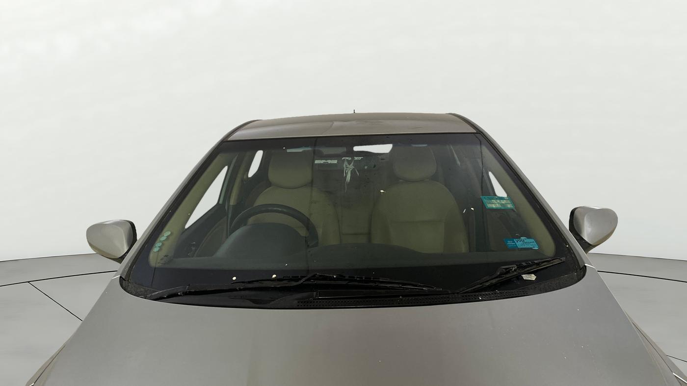 2013 Hyundai Verna FLUIDIC 1.6 VTVT SX AT, Petrol, Automatic, 52,115 km, Front Windshield