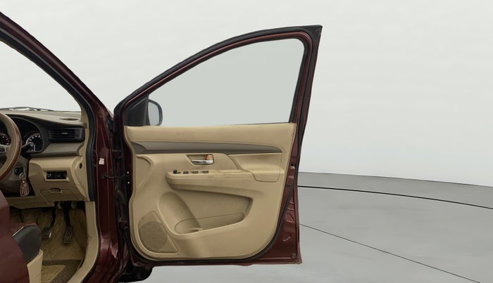 2020 Maruti Ertiga VXI CNG, CNG, Manual, 83,018 km, RHS Front Door
