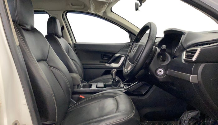 2020 Tata Harrier XM 2.0L KRYOTEC, Diesel, Manual, 95,754 km, Right Side Front Door Cabin