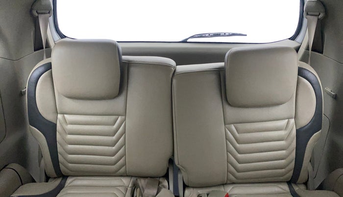 2014 Toyota Innova 2.5 GX 8 STR, Diesel, Manual, 72,161 km, Third Seat Row ( optional )