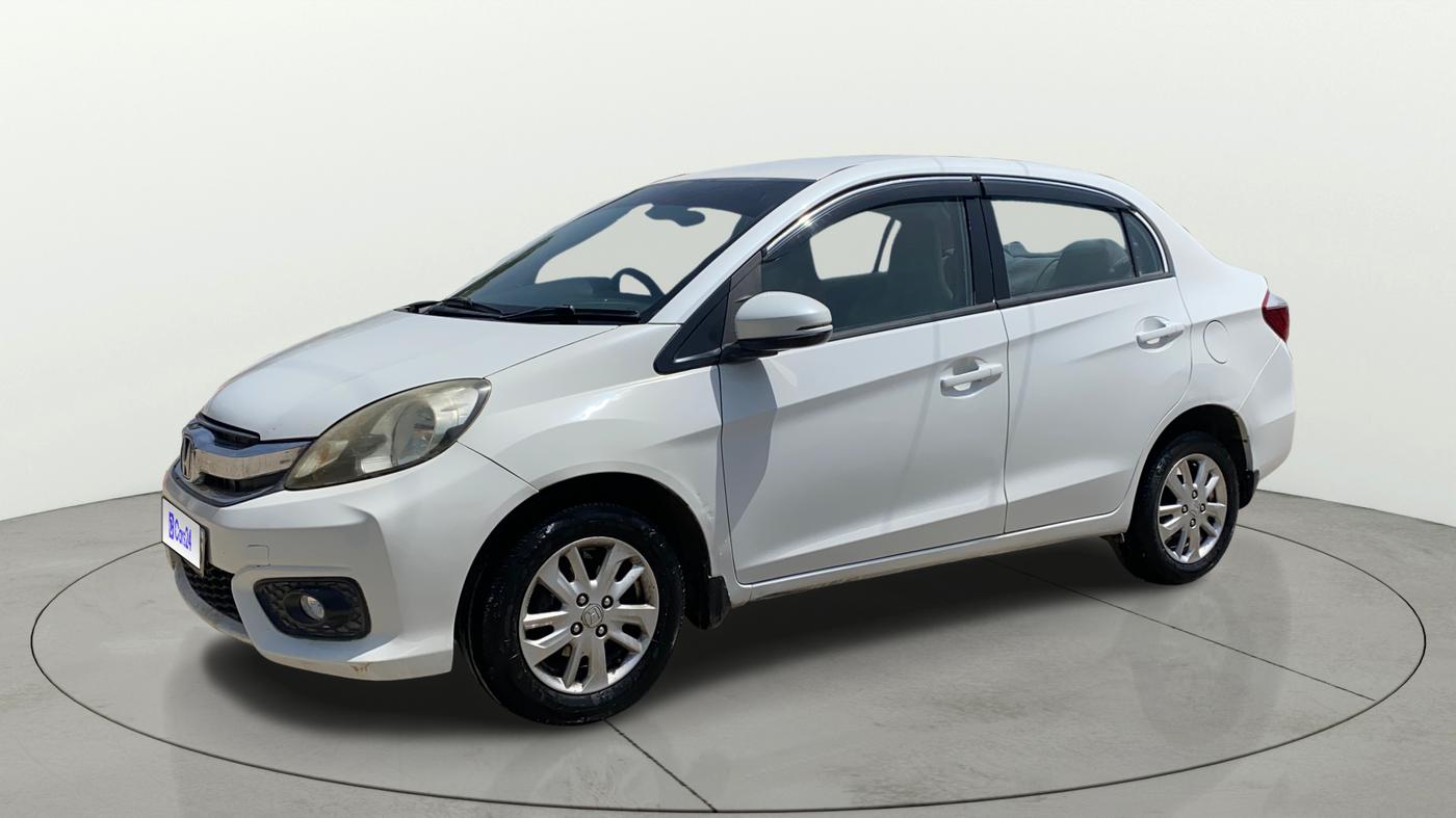 2017 Honda Amaze 1.5L I-DTEC VX, Diesel, Manual, 1,17,616 km, Left Front Diagonal