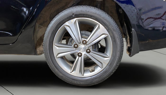 2018 Hyundai Verna 1.6 VTVT SX O, Petrol, Manual, 29,011 km, Left Rear Wheel