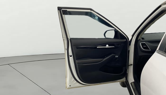 2021 KIA SELTOS GTX PLUS 1.5 DIESEL AT DUAL TONE, Diesel, Automatic, 82,267 km, LHS Front Door