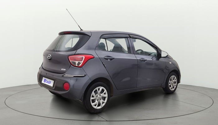 2017 Hyundai Grand i10 MAGNA AT 1.2 KAPPA VTVT, Petrol, Automatic, 38,740 km, Right Back Diagonal