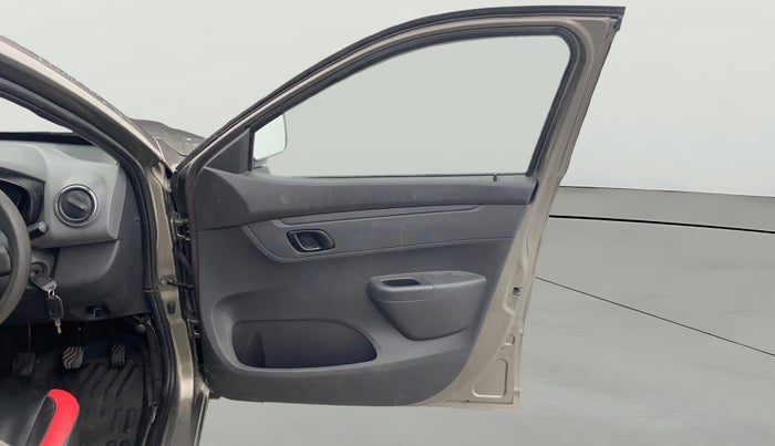 2016 Renault Kwid RXT 0.8, Petrol, Manual, 48,002 km, RHS Front Door