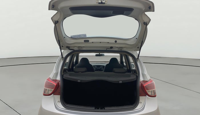 2016 Hyundai Grand i10 ASTA AT 1.2 KAPPA VTVT, Petrol, Automatic, 54,701 km, Boot Open Zoomed View