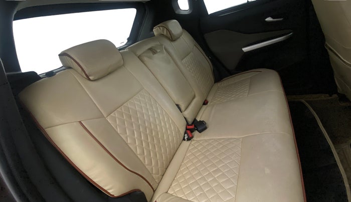 2021 Nissan MAGNITE XV TURBO, Petrol, Manual, 36,188 km, Right Side Rear Door Cabin