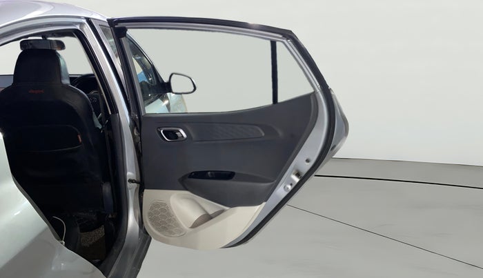 2020 Hyundai AURA SX 1.2, Petrol, Manual, 1,04,595 km, RHS Rear Door