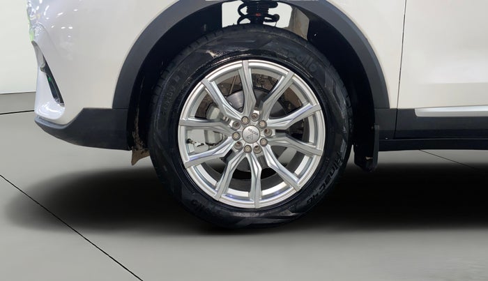 2024 MG ASTOR Sprint 1.5 MT (Ivory), Petrol, Manual, 9,540 km, Left Front Wheel