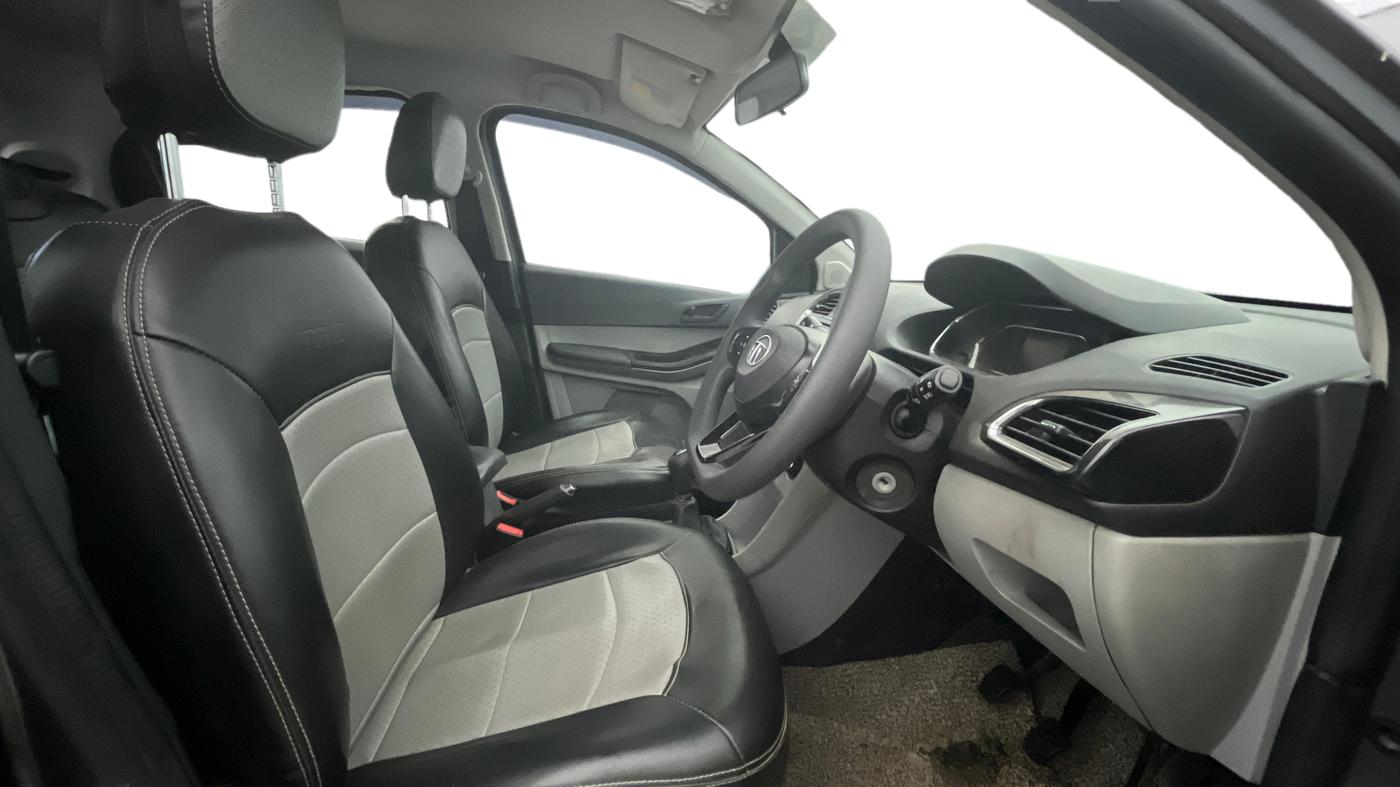 2021 Tata Tiago XZ PETROL, Petrol, Manual, 45,480 km, Right Side Front Door Cabin