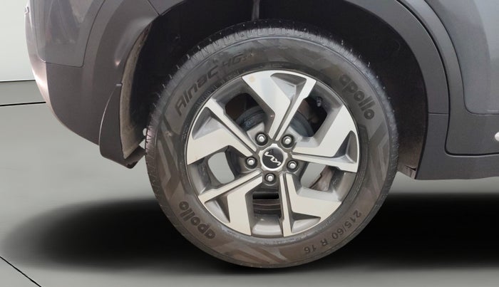 2022 KIA SONET HTX 1.5, Diesel, Manual, 21,012 km, Right Rear Wheel