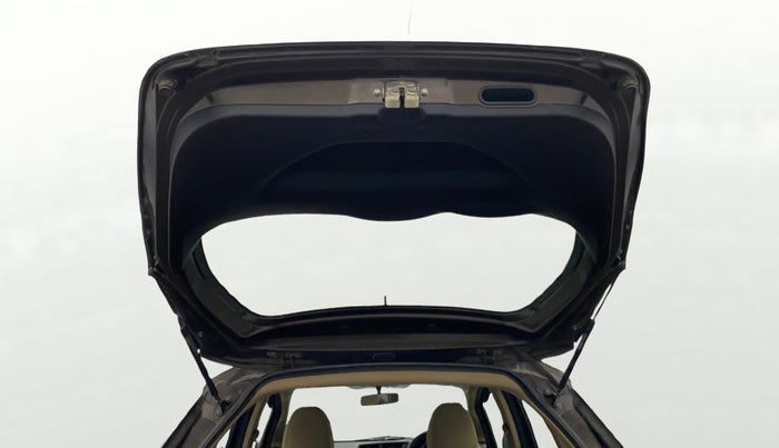 2018 Honda Jazz 1.2L I-VTEC SV, Petrol, Manual, 50,049 km, Boot Door Open