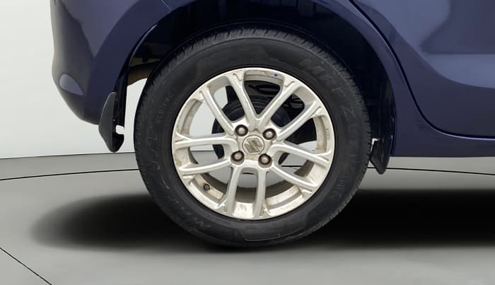 2018 Maruti Swift ZDI AMT, Diesel, Automatic, 1,09,539 km, Right Rear Wheel