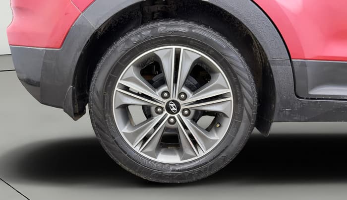 2016 Hyundai Creta SX PLUS AT 1.6 PETROL, CNG, Automatic, 67,233 km, Right Rear Wheel