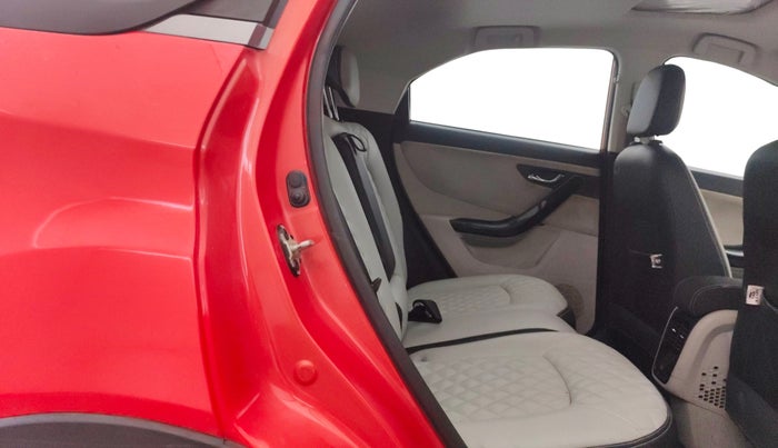2022 Tata NEXON XZA PLUS SUNROOF DUAL TONE PETROL, Petrol, Automatic, 43,080 km, Right Side Rear Door Cabin