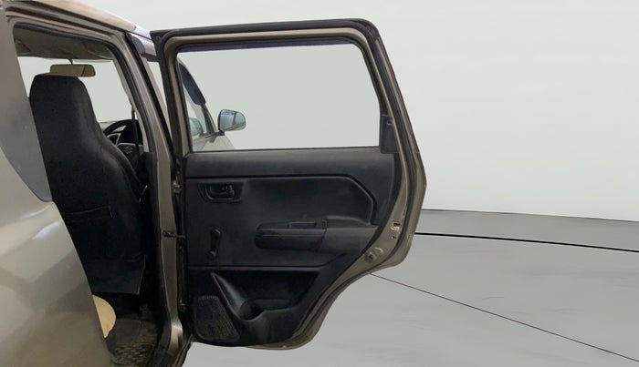 2019 Maruti New Wagon-R LXI 1.0, Petrol, Manual, 38,286 km, RHS Rear Door