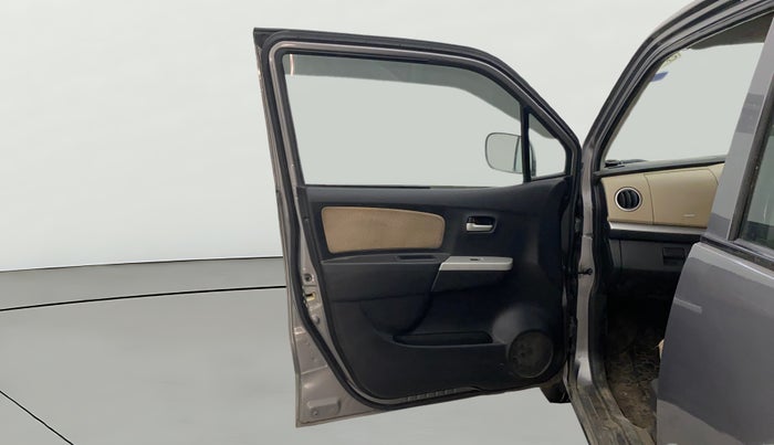 2018 Maruti Wagon R 1.0 LXI CNG (O), CNG, Manual, 79,047 km, LHS Front Door